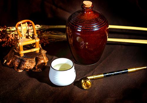 肉苁蓉和灵芝能泡酒吗