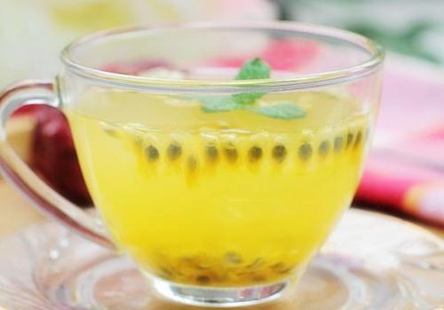 百香果可以和蜂蜜一起泡水吗 百香果和蜂蜜一