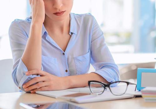 父母控制欲太强怎么办 为自己而活,如何挣脱傀