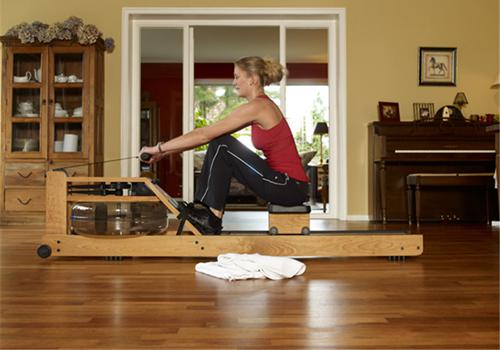 划船机伤膝盖吗,划船机的运动伤害-乐哈健康网