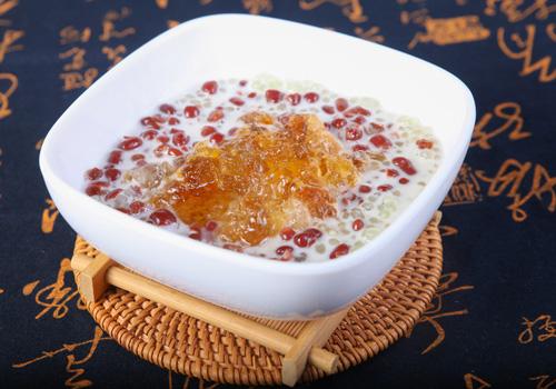 桃胶可以和什么一起煮,原来桃胶这样煮才对!