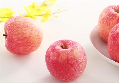 苹果的热量高吗