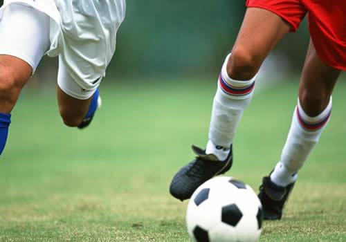 踢足球的好处,踢足球有什么好处,踢足球的好处