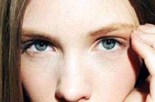 挤完痘痘用什么消炎