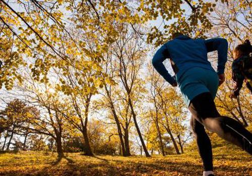 跑步后脚后跟疼是怎么回事