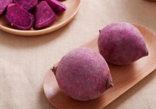 紫薯能和牛奶一起吃吗