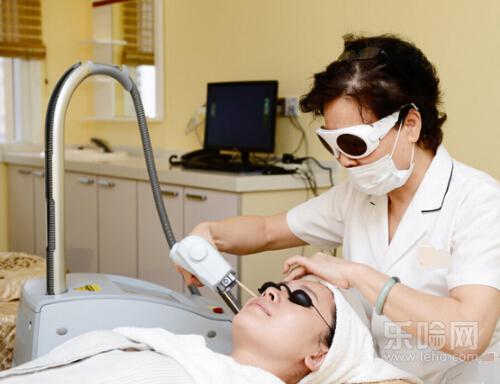 激光缩毛孔副作用,激光缩毛孔的危害-乐哈健康