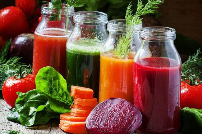 蔬果汁什么时候喝最好 蔬果汁怎么喝最好-乐哈