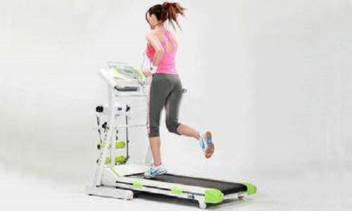 原地跑步伤膝盖吗,跑步怎么保护膝盖-乐哈健康