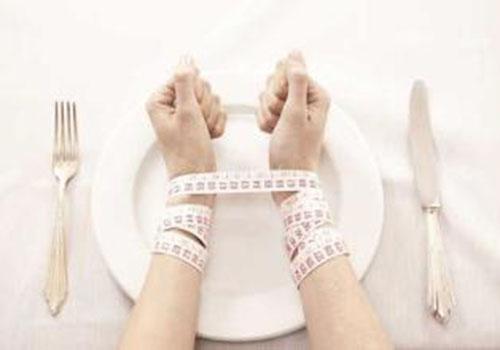 晚上不吃饭好吗,晚上不吃饭的危害,晚上不吃饭