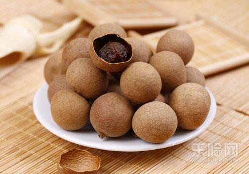 贫血食补吃什么好,贫血食补吃什么补得快-乐哈