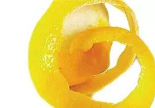 柚子皮煮水给宝宝洗澡,柚子皮给婴儿洗澡好吗