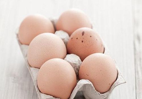 生鸡蛋外壳发霉能吃吗,蛋壳表面发霉还能吃吗