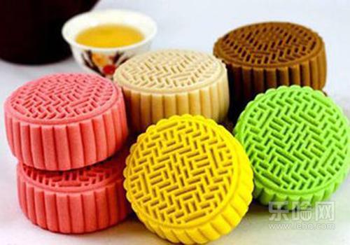 月饼不能和什么一起吃,月饼不能跟什么一起吃