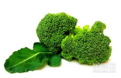 怀孕的时候吃什么孩子皮肤白,孕期吃什么宝宝