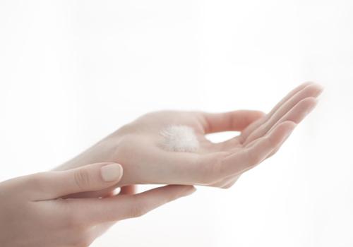 秋季手上出现3种情况别忽视,以茶排毒-乐哈健