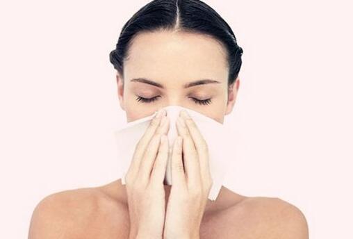 过敏性鼻炎的症状 过敏性鼻炎中医如何根治-乐