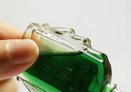 核桃皮染手怎么洗掉 这样可以快速去除污渍!-乐