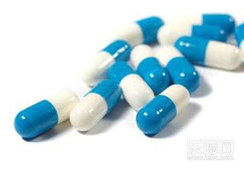 吃阿莫西林能喝酒吗,吃阿莫西林可以喝酒吗-乐