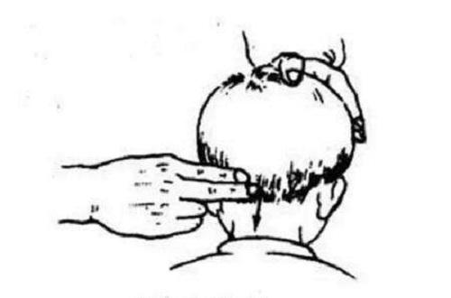 小儿呕吐推拿处方