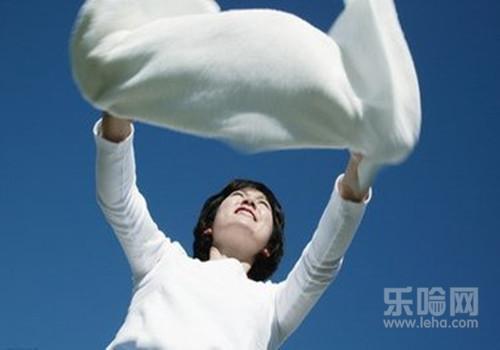 床单上有血迹怎么清洗,床单上的血迹怎么快速