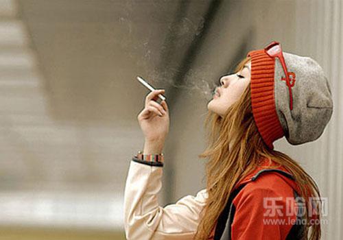 骨折能抽烟吗,骨折抽烟有影响吗,骨折抽烟有没