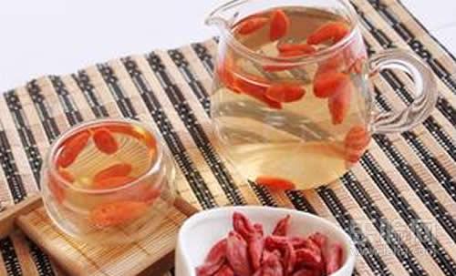 什么人不适合吃枸杞,哪些人不适合吃枸杞子,什