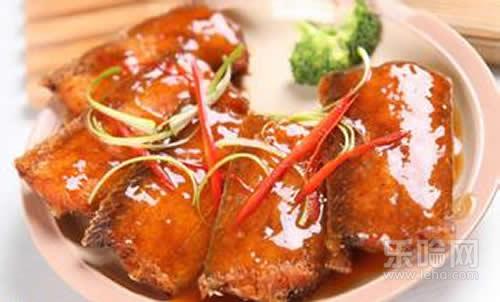 怀孕初期不想吃东西怎么办,怀孕初期不想吃饭