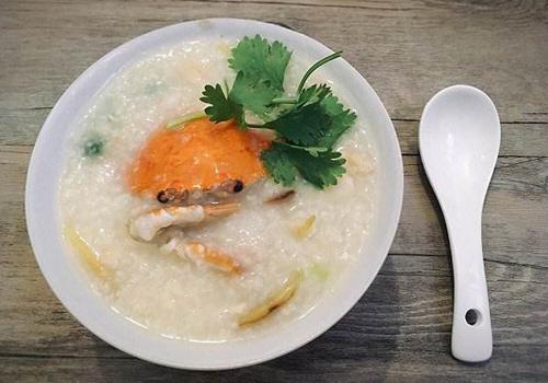 一岁两个月宝宝可以吃螃蟹粥吗 一岁两个月宝