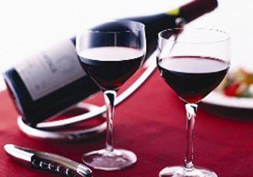 葡萄酒是酸性还是碱性,葡萄酒是酸性的吗-乐哈