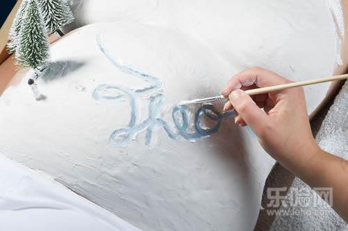 怀孕四个月肚子有点隐隐作痛,怀孕四个月肚子