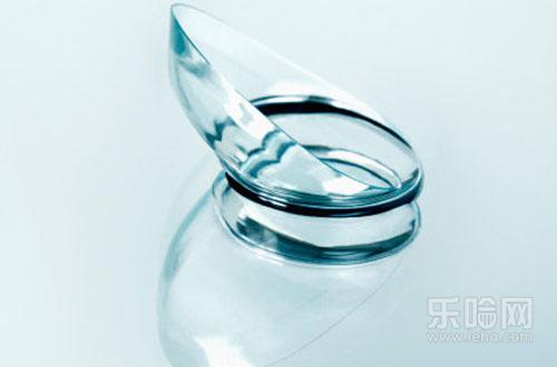 吃火锅可以带隐形眼睛吗,戴隐形可以吃火锅吗