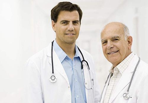 下巴长痘不能吃什么,下巴长痘痘吃什么排毒