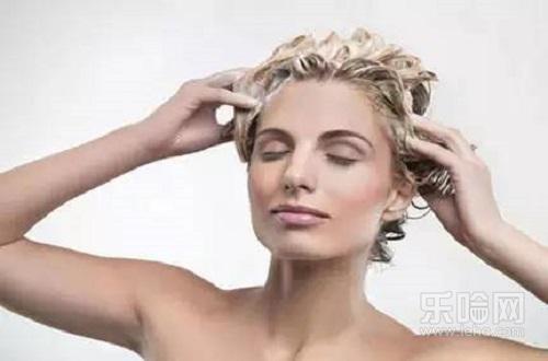 掉头发用白醋洗头好吗,掉头发用醋洗好吗,掉头