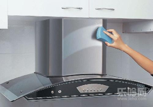 油烟机怎么清洗顽固油渍,油烟机油渍清洗小妙