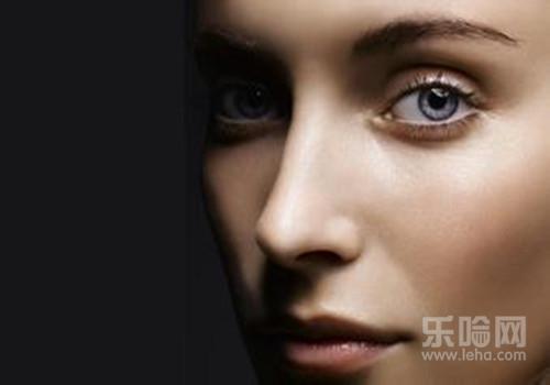 脸上过敏能用芦荟胶吗