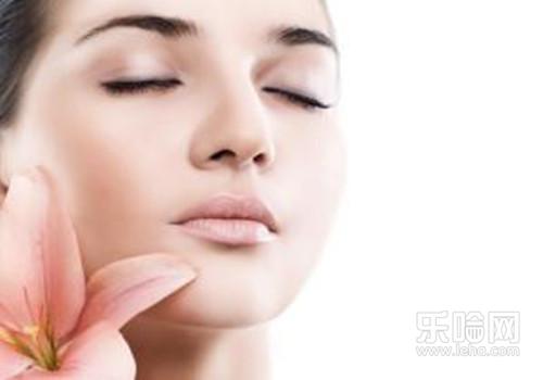 脸过敏发红痒脱皮_脸过敏发红痒怎么办