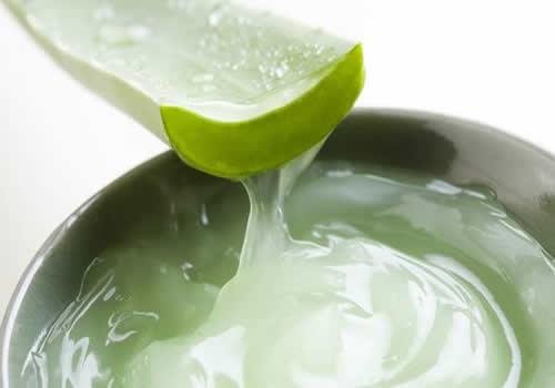 天天用芦荟擦脸好吗,天天用芦荟擦脸的好处-乐