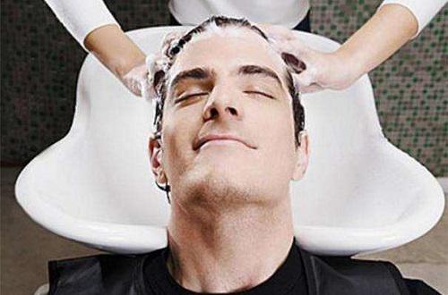 过期的啤酒能洗头发吗,啤酒洗头发有什么好处