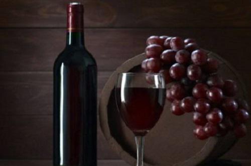 过期红酒有什么用途,过期红酒能喝吗-乐哈健康