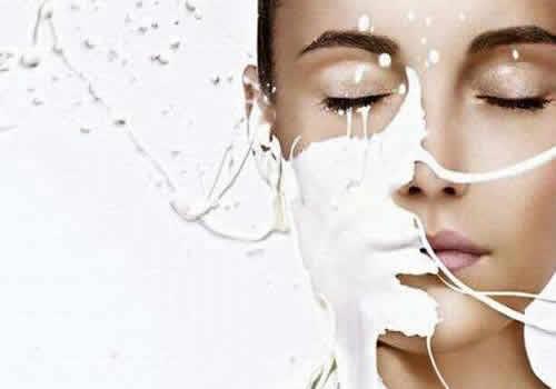 天天用牛奶洗脸会白吗 美白方法千千万,关键还
