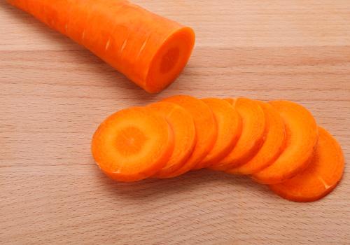 胡萝卜和虾能一起吃吗