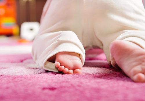 一岁宝宝睡觉流口水是怎么回事,一岁宝宝睡觉