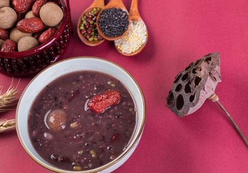 咽炎吃什么食物最佳 吃5款食疗好得快