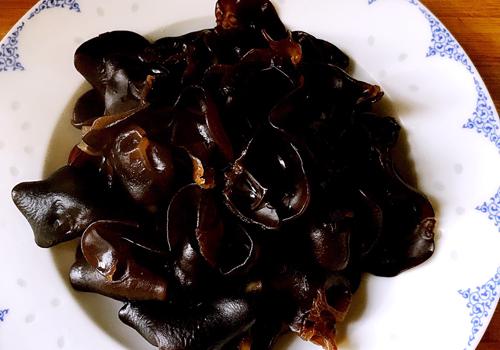 木耳煮多久几分钟能熟,木耳煮久了有毒吗-乐哈