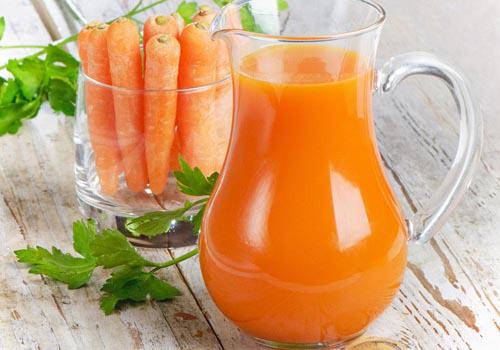 胡萝卜汁擦脸能去斑吗