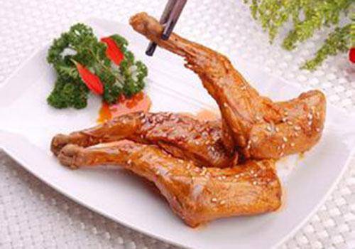 吃兔肉会长兔唇吗,吃兔子肉会生裂唇孩子吗-乐