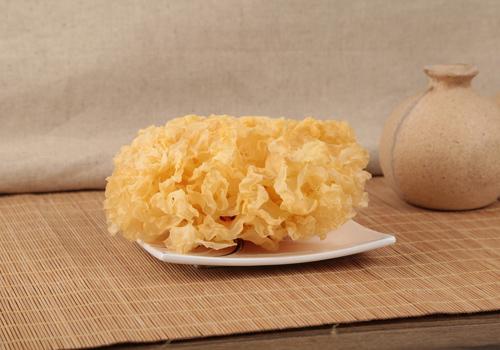 吃银耳有什么好处