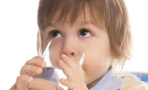 宝宝嗓子有痰呼噜呼噜的怎么办,宝宝嗓子有痰