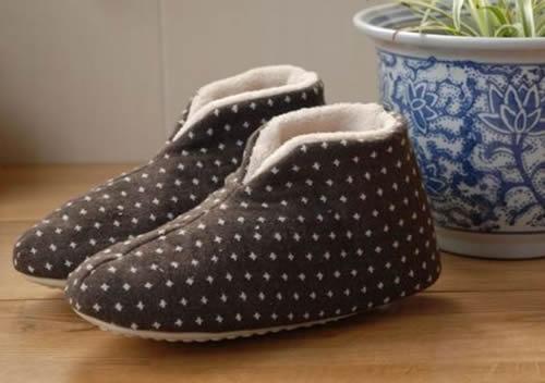 冬天坐月子穿什么鞋-乐哈健康网